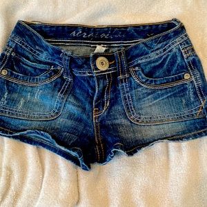 AéRopostale brand short shorts. Jean material.